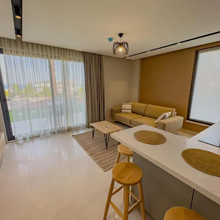 Charming 2-br With Pool And Sea Access F-3 55 Διαμέρισμα